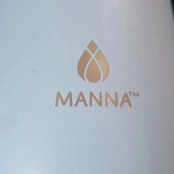 MANNA HYDRATION BOTTLE - Picture 2 of 5
